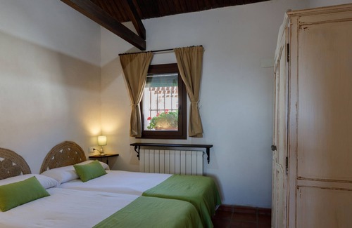 Lujar House | LUXURY MOUNTAIN COUNTRY HOUSE 15 MINUTES FROM THE BEACH