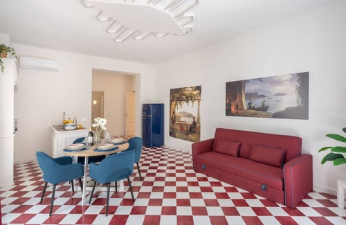Sorrento Historic Centre Apartment | Luxury New Sorrento Home with Terrace - Sleeps 12