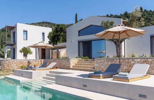 Evgiros Villa | Luxury new Villa Limni with stunning sea views and near to the best beaches