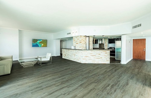 Hollywood South Central Beach Condo | Luxury Ocean View Penthouse