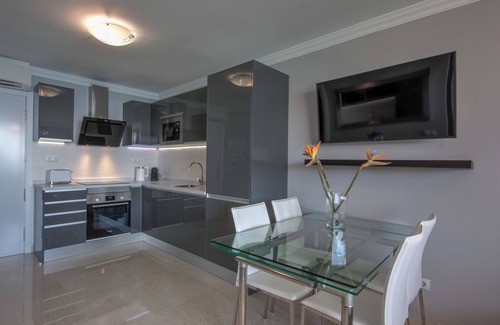 Patalavaca Apartment | Luxury on the beach with a spectacular view and breathtaking sunsets!