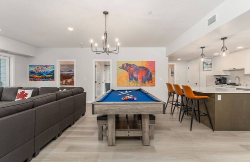 Canmore Apartment | Luxury Penthouse | Best Amenities in Canmore