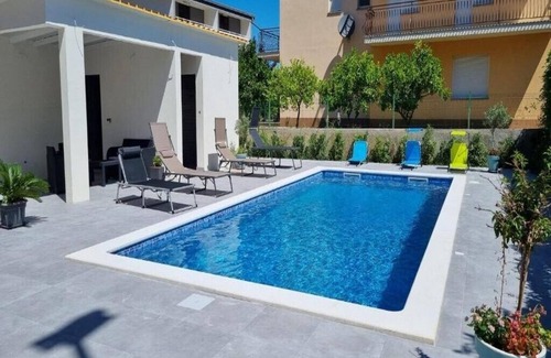 Strozanac Apartment | Luxury pool and sauna accommodation in Podstrana