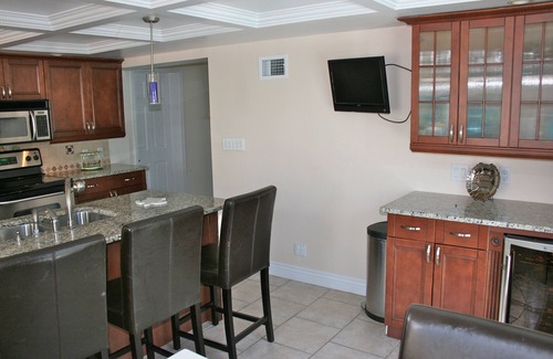 Belleair Beach House | Luxury Pool Home Steps To Beach- Summer Fall 2024 3 month rental only -