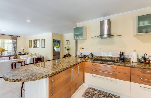 Folkestone Villa | Luxury Private Villa w/Beach Access, Private Garden & Generous Pool Housekeeping