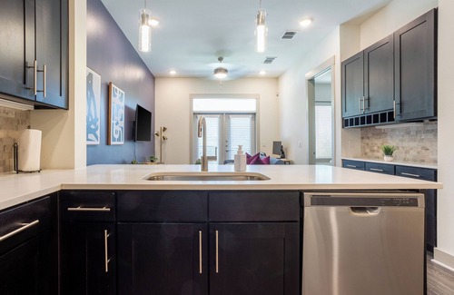 Frisco Apartment | Luxury Resort-Style Stay in the Heart of Star District! Secured Prkg Central Loc