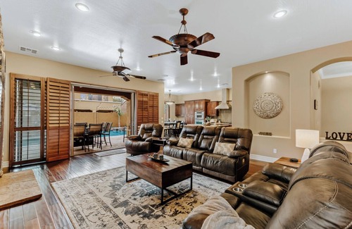 Power Ranch House | Luxury Retreat with Heated Pool & Hidden Game Room by RedAwning
