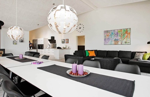 Reersø House | Luxury Retreat with Pool - By Traum Ferienwohnungen