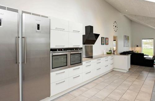 Reersø House | Luxury Retreat with Pool - By Traum Ferienwohnungen