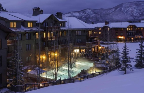 Aspen Condo | Luxury Ritz Aspen Suite weeks available in January & June