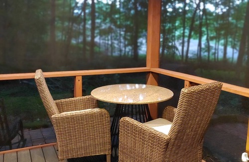 Lexington Cabin | Luxury Romantic Couples Retreat w/Hot Tub, Cabin in Woods, Fall Oasis w/Firepit