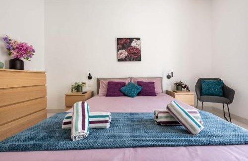 Il-Balluta Apartment | Luxury Sea View Apartment in Prime Location