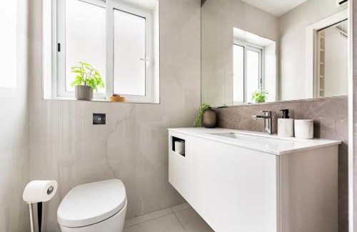 Il-Balluta Apartment | Luxury Sea View Apartment in Prime Location