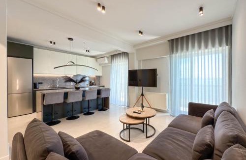 Thessaloniki City Centre Apartment | Luxury Sea View Retreat