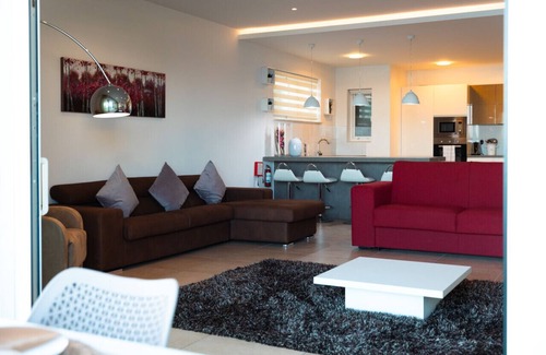 Sliema Apartment | Luxury Seafront 3BR w/Pool by ArcoBnb