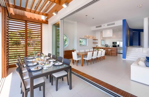 Brela Villa | Luxury Seafront Villa Brela Pride with private heated pool at the beach in Brela - Baska Voda