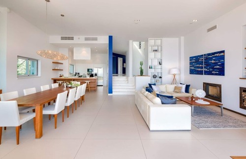 Brela Villa | Luxury Seafront Villa Brela Pride with private heated pool at the beach in Brela - Baska Voda