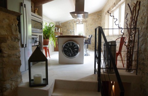 Savoillan House | LUXURY SHEEPFOLD AT THE FOOT OF VENTOUX WITH REFINED AND ORIGINAL DECORATION