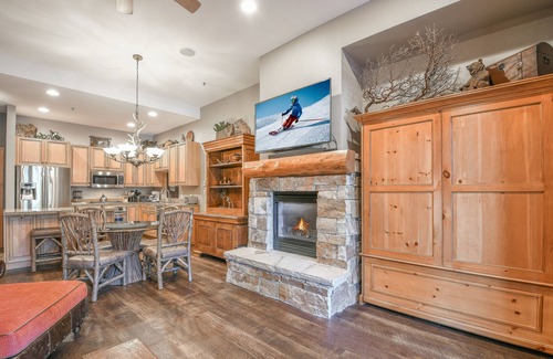 River Run Condo | Luxury Ski-in Ski-out, Outdoor Pool/Hot Tub