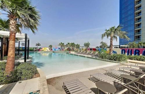 Sheikh Zayed Road Apartment | Luxury Studio Apartment in the Best Location