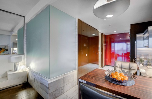 Las Vegas Apartment | Luxury Studio, Strip Views on the 50th floor, Open Balcony NO RESORT FEE