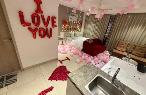 Gurugram Apartment | Luxury Studios Key 4