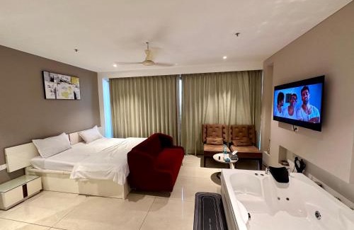 Gurugram Apartment | Luxury Studios Key 4