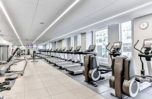 Markham Apartment | Luxury Suite in DT Markham Core