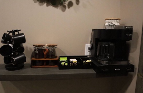 Campton Cabin | Luxury Tiny Cabin on Pond w/Hot Tub, Loft & Resort Game Room – 20 Mins to Red River Gorge