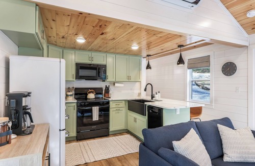 Luray House | Luxury Tiny Home - Shenandoah - Concierge Services