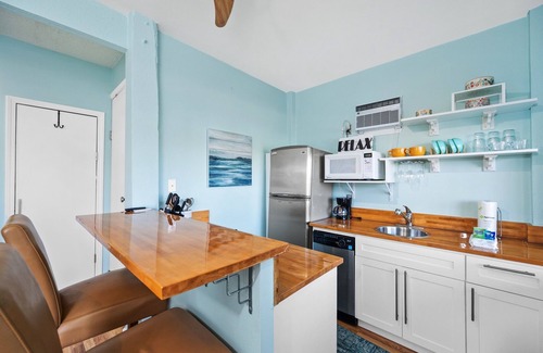 Ono Island House | Luxury townhome in Perdido Key with private boat dock! 3 min walk to beach!
