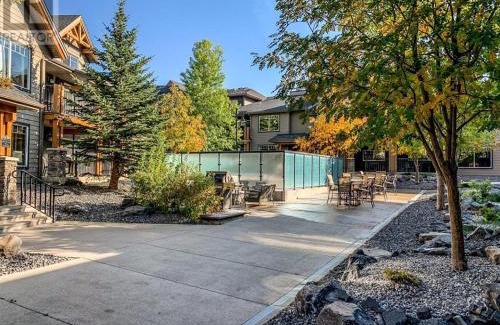 Copperstone Resort Apartment | Luxury Two Bedroom Condo near Canmore Banff