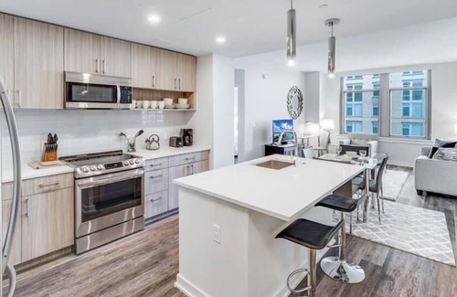 Crystal City Apartment | Luxury Two Bedroom Apartment with Balcony | Crystal City Arlington VA | by GLS