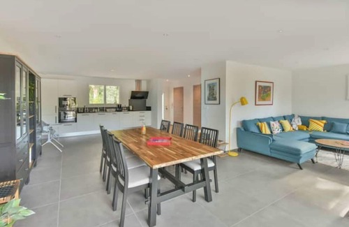 Hardelot-Plage Villa | Luxury villa "les Hauts Pins" for 10 p- Pine forest view-4 bedrooms -2 bathrooms