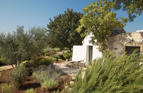 Ostuni Villa | Luxury villa 400 m2 Apulia pool & trulli (Ostuni) 16 pers. 8 bedrooms & 8 bathrooms