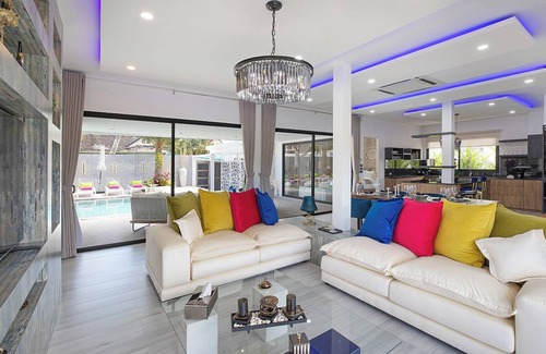 Rawai Villa | Luxury Villa 5* 3 Suites, Private Pool 5 minutes walk from Rawai beach