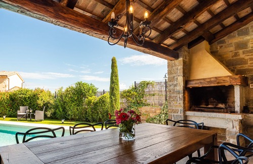 Kaldir Villa | Luxury villa and the winery Benvenuti are the key "condiments" for your holidays
