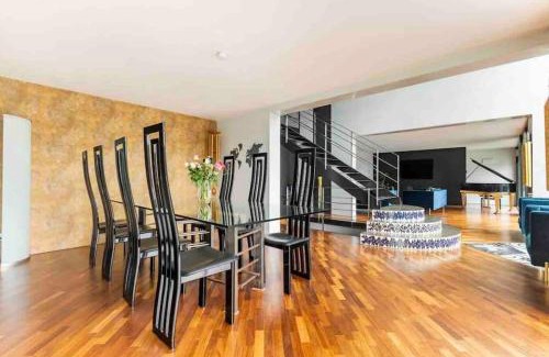 Dattlikon Villa | Luxury Villa close to Zürich/View/Sauna/Garden