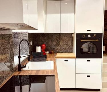 Nipidhitos Apartment | Luxury Villa Nipiditos est 1912