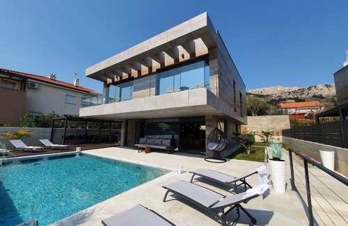 Baska House | Luxury villa with a swimming pool Baška, Krk (K-19533)