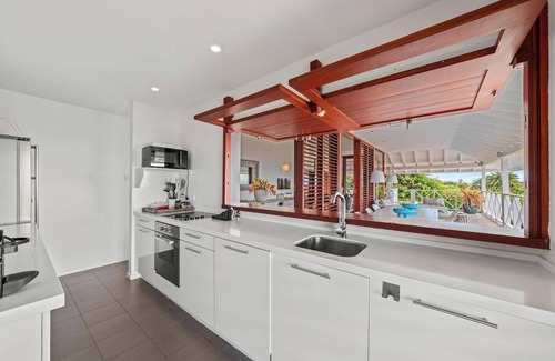 Jan Thiel House | Luxury villa with private pool and sea view, 100 m from the beach