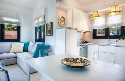 Svoronata Villa | LUXURY VILLA WITH PRIVATE POOL 'SEIRIOS LUXURY VILLA'