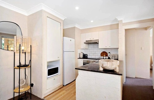 Killcare Apartment | Luxury Villas Daydream at Hardy's Bay (Walk to the beach)