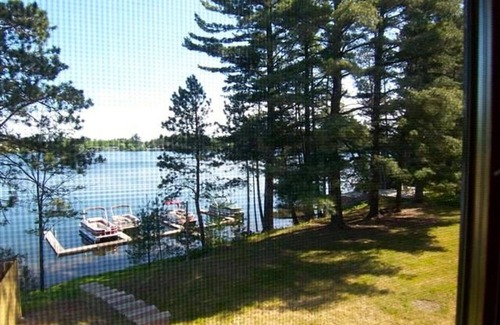 Minocqua House | Luxury Waterfront Lake Minocqua 2 Story Rustic Townhome 3bd garage