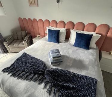 Ballinderreen Ski Chalet | Luxury Wild Atlantic Way Chalet