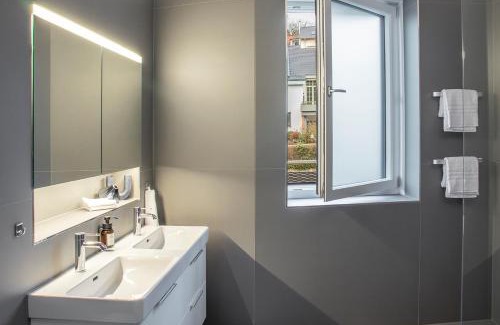 Inzlingen Apartment | ※Luxus Loft mit Boxspringbetten und Heimkino ※