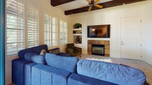 La Quinta House | LV367 Upstairs 3BR 3BA Legacy Villas with Pool View