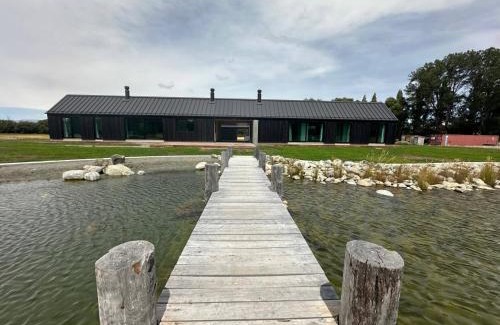 Twizel House | Lyford Luxury Lodge, Twizel