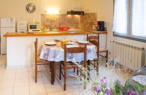 Meyrueis House | Lzt325b - Meublé de Tourisme 2 Étoiles 5 Pers à Sérigas