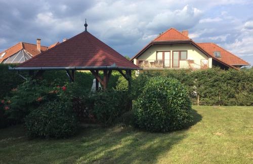 Zalakaros Apartment | Mária Apartmanház